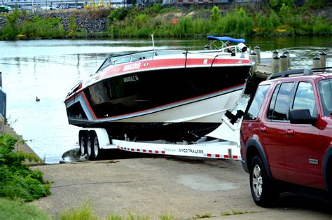 Boat And Trailer Free Stock Photo - Public Domain Pictures