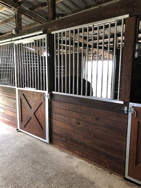 Armour Horse Stalls | Sliding Horse Stall Doors - Armour Horse Stalls