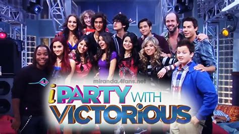 Miranda Cosgrove Brasil / News: iCarly “iParty with Victorious” Behind the Scenes