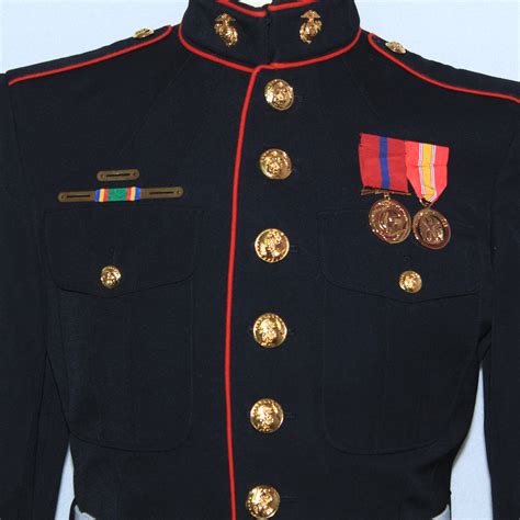 GORGEOUS USMC MARINE CORPS DRESS UNIFORM COAT JACKET with BELT & MEDALS ...