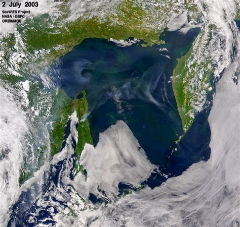 Smoke Across Sea of Okhotsk : Natural Hazards