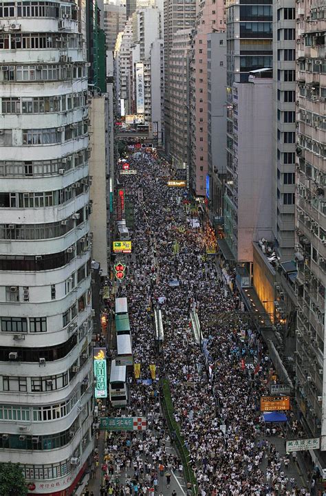 Massive Protests Seen As Chinese President Hu Jintao Visits Hong Kong - Business Insider