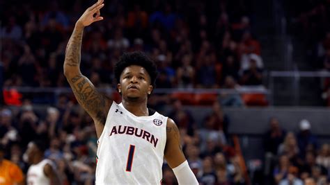 Auburn basketball vs. Iowa in NCAA Tournament 2023 prediction