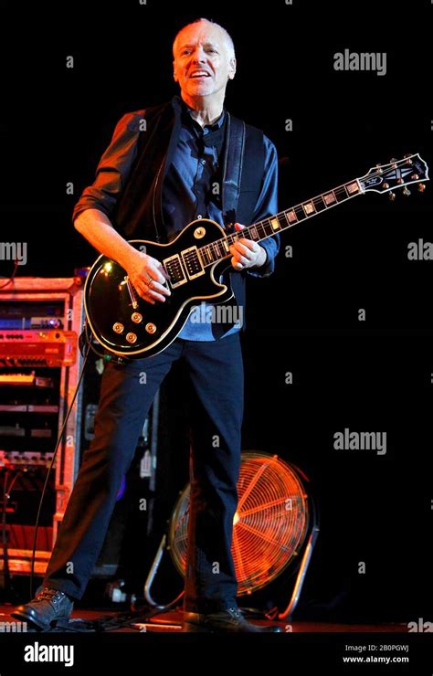 Peter frampton frampton comes alive hi-res stock photography and images ...