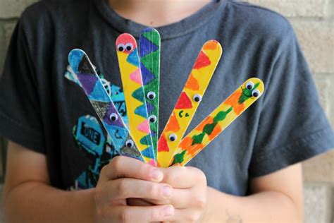 Popsicle Stick Bookmarks by Kids Stuff World | Skip To My Lou