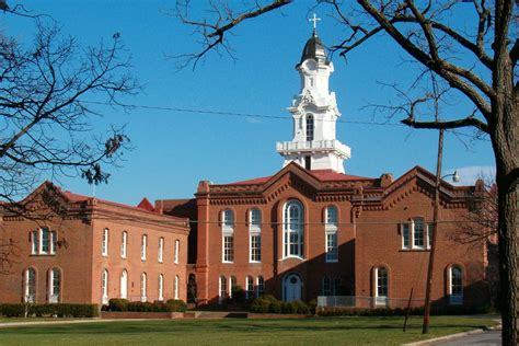 Virginia Theological Seminary announces $1.7 million reparations fund - Vox