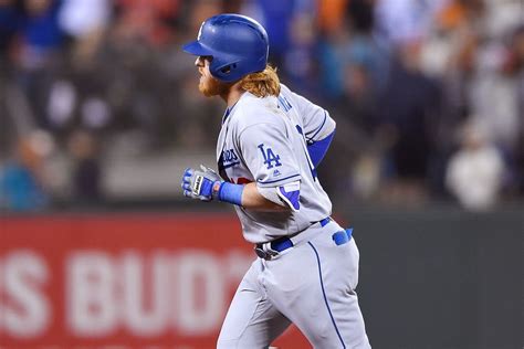 Justin Turner home run ends pitchers' duel in Dodgers favor - True Blue LA