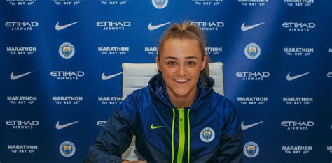 Women's Football Georgia Stanway extends Manchester City deal and ...