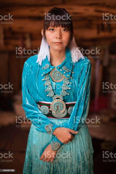 Portrait Of A Navajo Girl Stock Photo - Download Image Now - Navajo ...