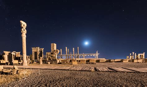 Persepolis at night – Mohammad Reza Domiri Ganji