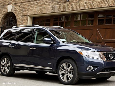 2014 Nissan Pathfinder Hybrid review