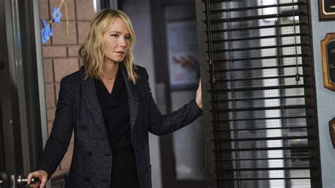 Kelli Giddish Discusses Her ‘SVU’ Exit: ‘It’s Time in the Rollins ...