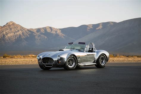 1967 Shelby Cobra 427 S/C – LegendaryGT