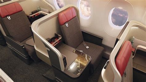 LATAMs First 777 With New Business Class Seats | Business class seats, Business class, Seating