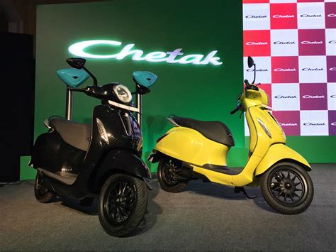 Bajaj Chetak Urbane & Premium Image Gallery - ZigWheels