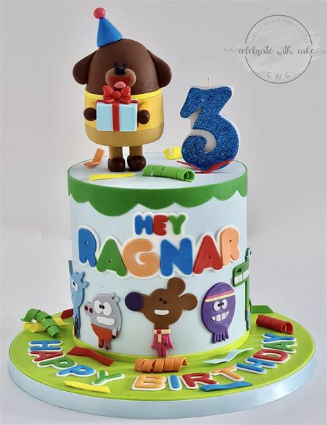 Hey Duggee Single tier Cake