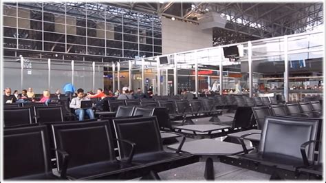 Airport Frankfurt Terminal 2 - YouTube