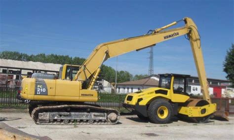 Komatsu PC210-SLF Hydraulic Excavator, 23 ton, 147 hp, specification ...