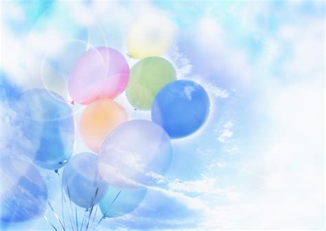 Wallpaper: Sky balloons 2 | The Tech Next