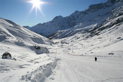 Cervinia Ski Holiday Guide | Ski Addict