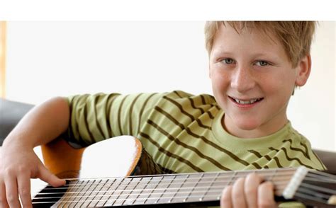 Guitar/Bass Gutiar Lessons | Music4kids