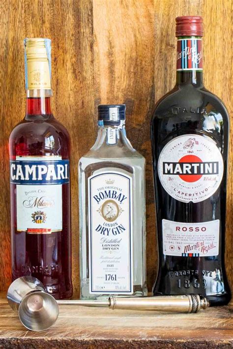 Campari Negroni: Classic Italian Sipper