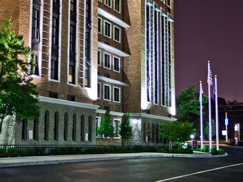 Crowne Plaza Louisville Airport Expo Ctr, Louisville - HotelTonight