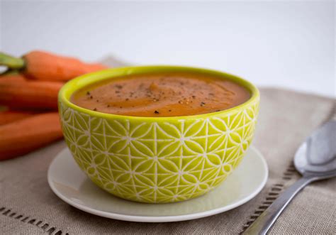 Curried Carrot Ginger Soup (Creamy, Flavorful & Vegan)