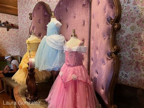 Walt-Disney-World-Magic-Kingdom-bibbidi-bobbidi-boutique-entrance-dresses - MiceChat