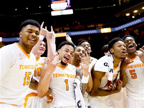 Vols basketball: Bracketology has Tennessee playing in Nashville | USA TODAY Sports