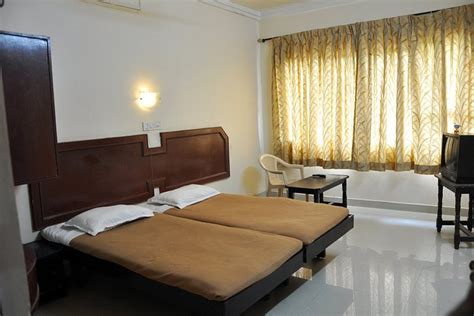 HOTEL MORNING STAR - Reviews (Kolhapur, Maharashtra)