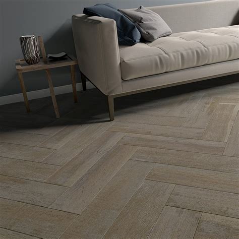 Luxury Tiles Berg Wood Effect Porcelain Tile 150 X 600mm ...