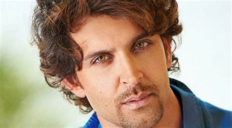 Hrithik Roshan donates his eyes, joins Aishwarya Rai, Rajinikanth and ...