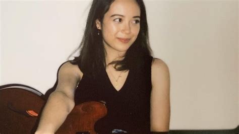 Livestream: Berklee singer-songwriter and cellist Laufey Lin will perform on Boston.com Thursday