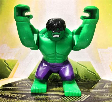 LEGO Marvel 2014 Hulk Lab Smash Review Part 1: Minifigures - Marvel Toy News