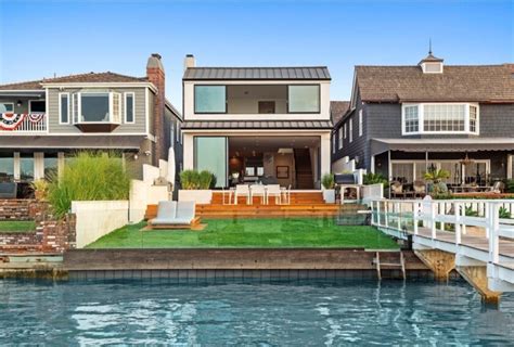 ‘Shark Tank’ investor Robert Herjavec cuts deal for Newport Beach ...