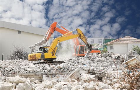 Complete Guide to Construction Demolition - Equipment & Contracting