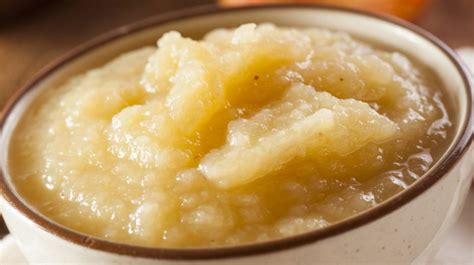 Aunt Jeanie's Famous Homemade Freezer Apple Sauce Recipe!