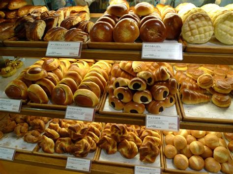 Tim's Blog » 2009 » December » 06 | Japanese bakery, Food shop, Fine ...