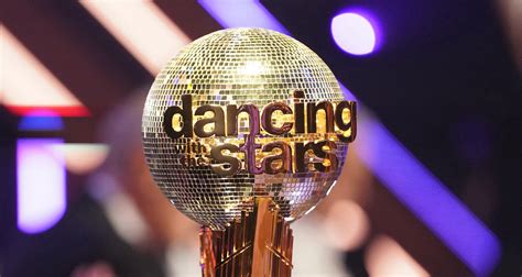 ‘Dancing With the Stars’ Season 32 Cast: Meet the Celebrity Competitors, Hosts & Judges! | ABC ...