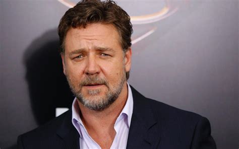 🔥Russell Crowe HD 4K Wallpaper / Desktop Background / iPhone & Android (2560x1600) - #471909