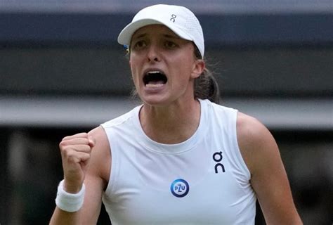 Wimbledon 2023: Iga Swiatek survives scare to reach quarterfinals