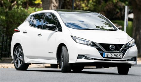 REVIEW: Nissan LEAF v2.0 Why this is the best selling Electric Vehicle