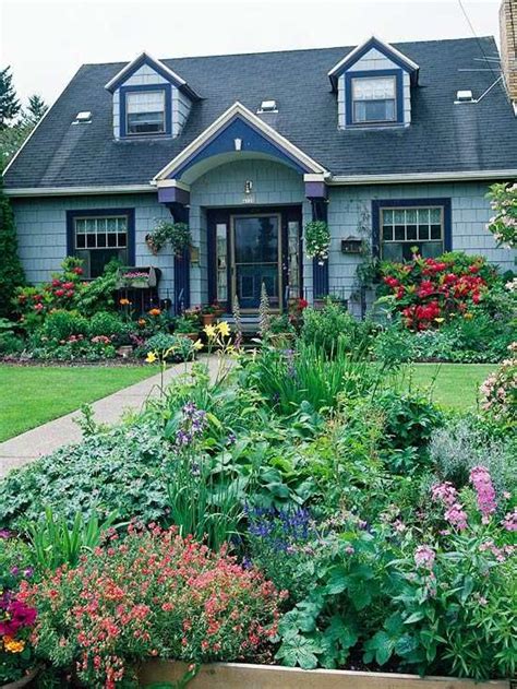 17 Best images about Cottage landscaping, and lakeside landscaping on Pinterest | English ...