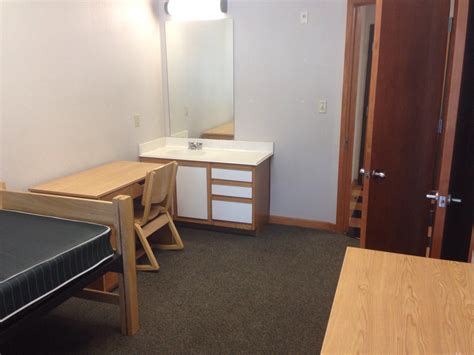 UNT Housing on Twitter: "@OGJazzyJohnson Many rooms have them but not all, so we cannot ...