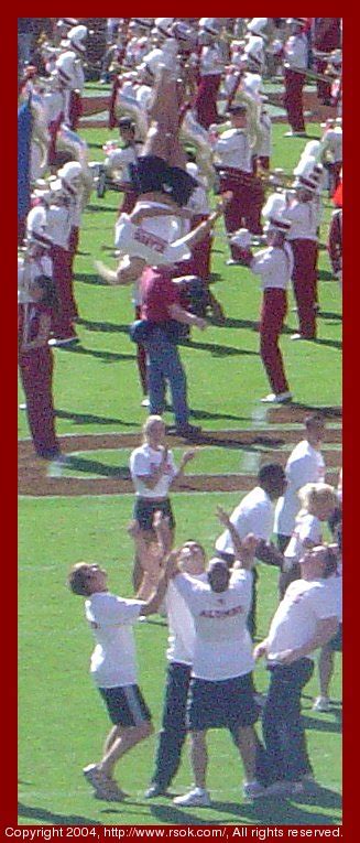 Girls Cheers: Oklahoma Sooners Cheerleaders