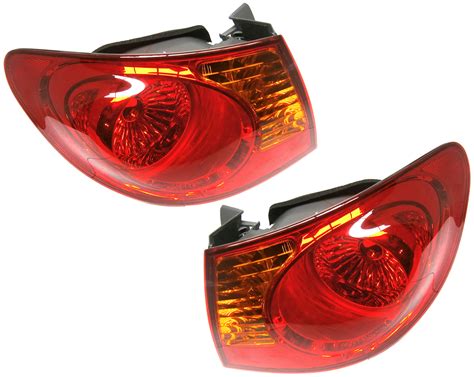 Pair of Tail Lights For Hyundai HD Elantra Sedan 2006-2011