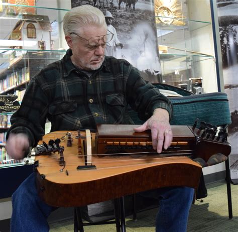 Sounds of the hurdy-gurdy fill the library | Oxford Leader