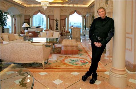 The crazy Hilton suite. :) | Las vegas hilton, Barry manilow, Barry