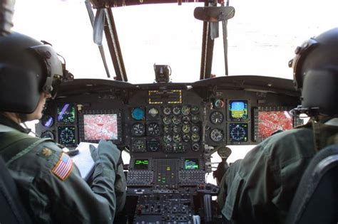 CH47 Chinook Cockpit. | Military helicopter, Cockpit, Chinook helicopters